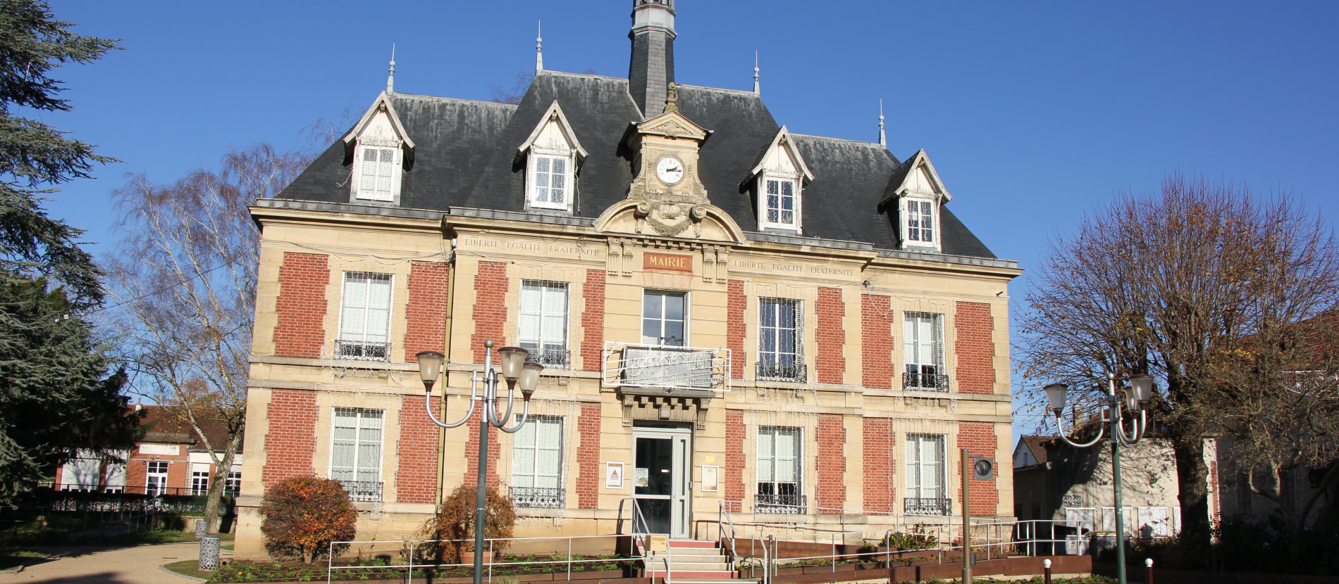 mairie de Pierrelaye - décembre 2024