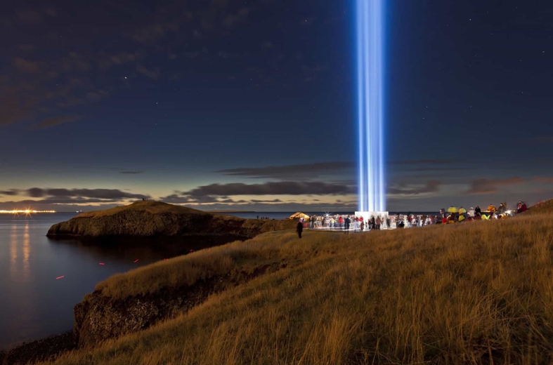 Yoko Ono — Imagine Peace Tower — Islande