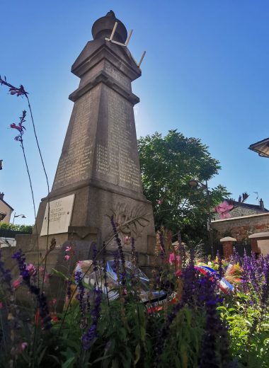 libération de Pierrelaye - Monument aux morts
